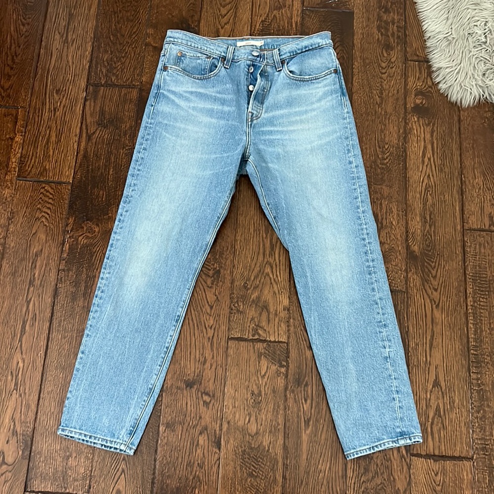 LEVI WEDGIE JEANS